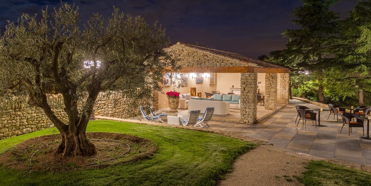 Le Jas De Gordes Hotell Exteriör bild